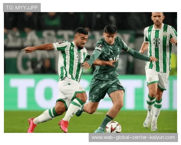 费伦茨瓦罗斯主场对阵卢多戈雷茨保持全胜，心理优势明显