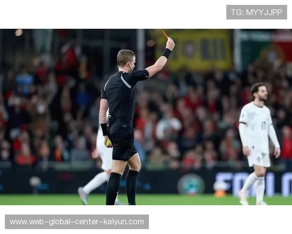 韦林顿血染赛场缝十五针 姜至鹏肘击染红改变比赛走势